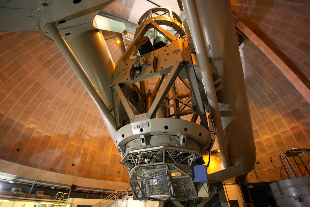 Truss of the Hale Telescope, bottom: 200-inch (5.1